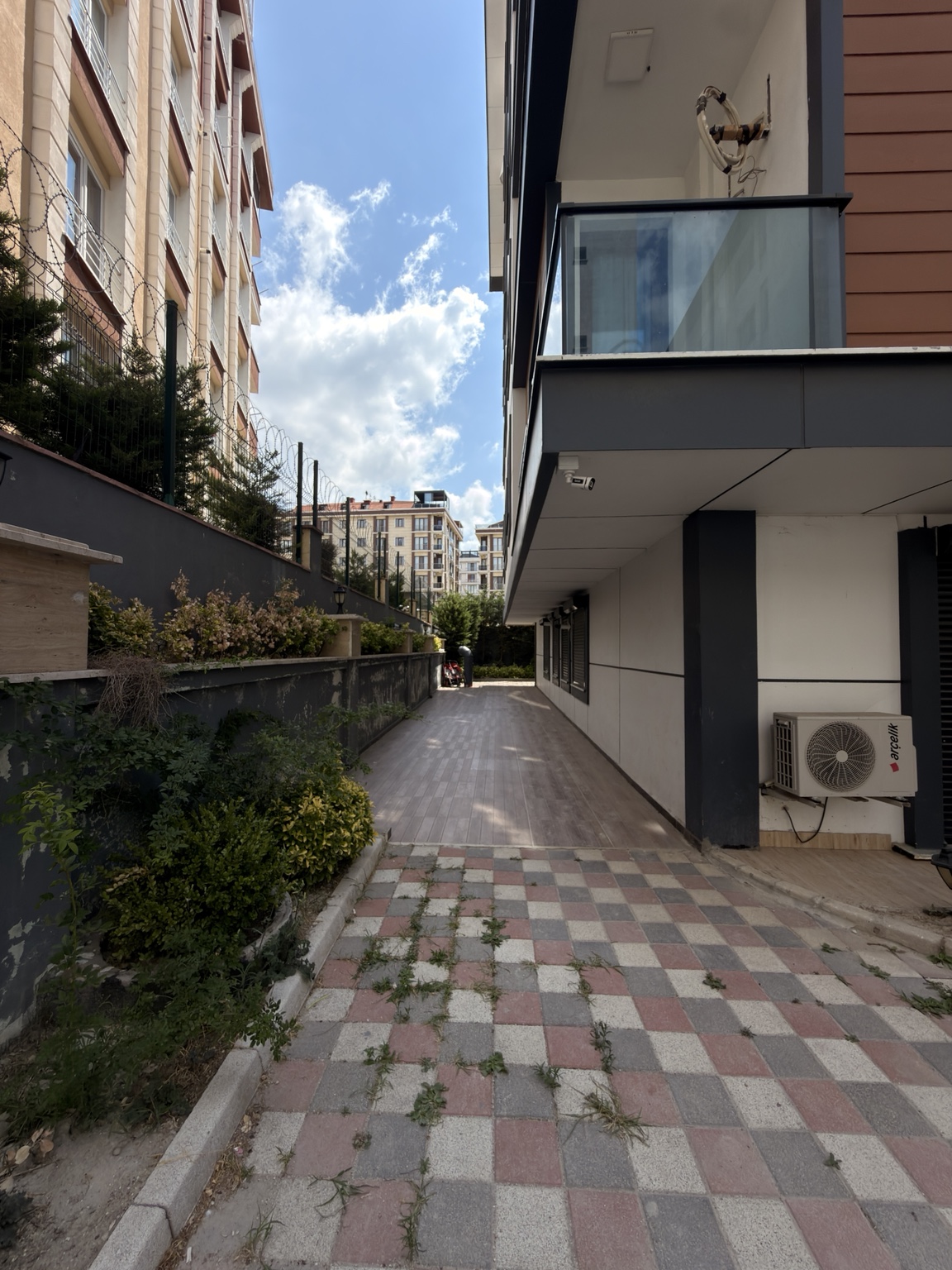 ALTINTAŞ LIFE 1 - Bahçe Geçişi